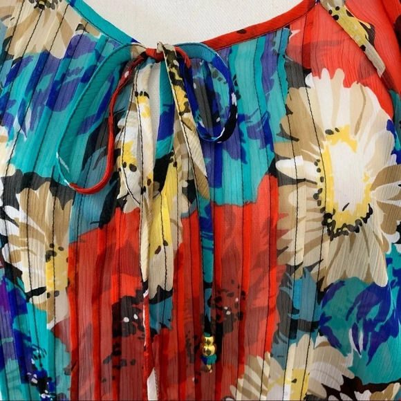 Charter Club Woman's Tunic‎ 1X  Red  Blue Floral - Picture 4 of 12